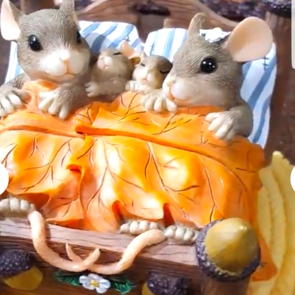 Vintage Charming Tails - Picture 2 of 8